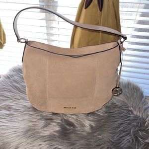 Michael Kors Large Hobo Satchel “Brooke” NWT
